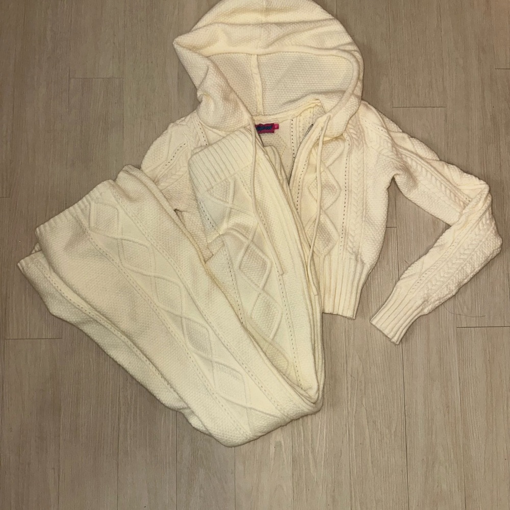 Edikted Cream Hooded Cable Knit Cardigan Set